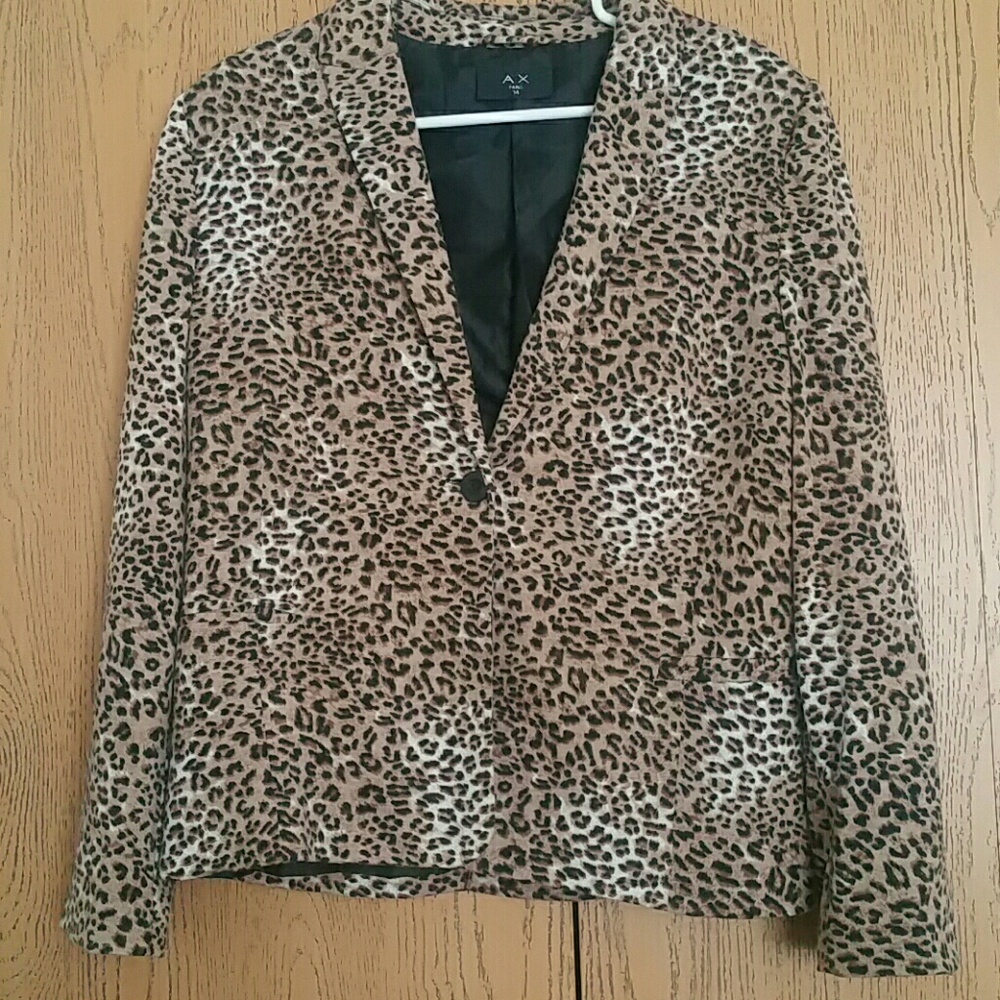Leopard print blazer